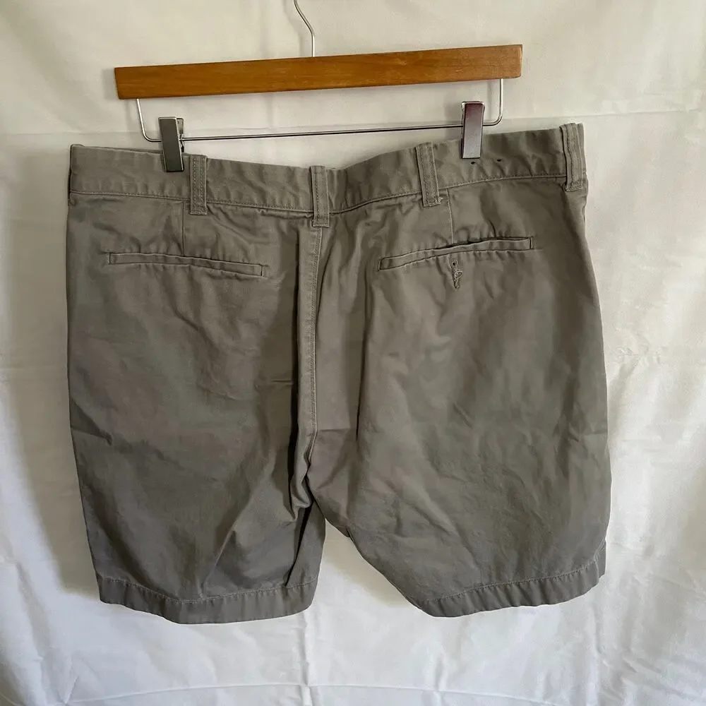J. Crew Gramercy Men's Gray 36W Shorts button Back Pocket